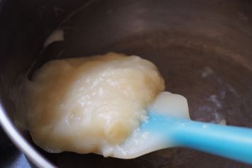 4 Bahan Pengental Masakan di Dapur, Tak Cuma Larutan Maizena