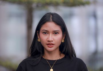 Claresta Taufan Dianugerahi Rising Star Award di Busan International Film Festival 2025