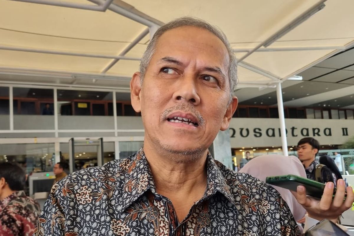 Profil Anggito Abimanyu.