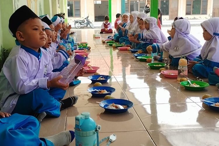 Sekolah di Pamekasan Tolak Tawaran untuk Program MBG, Ini Alasannya