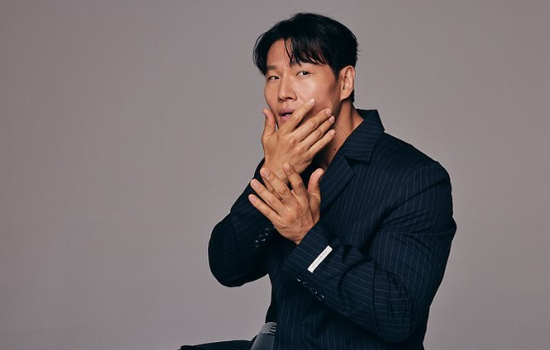 Member Running Man Bagikan Momen Kocak di Balik Pernikahan Kim Jong Kook